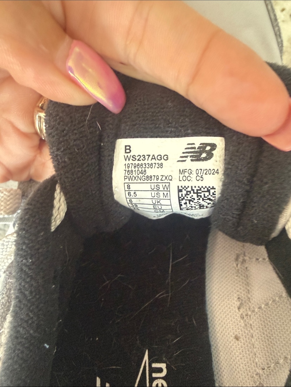New Balance Women's Gray and Dark Gray Layered Retro Sneakers - Picture 5 of 5